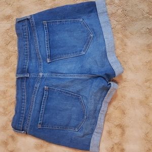 Women's distressed jeans shorts